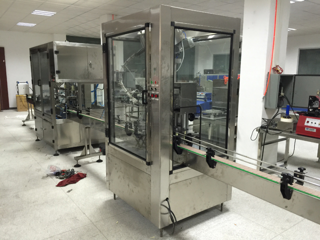 liečiamas ekranas pildymo mašinoms.jpg