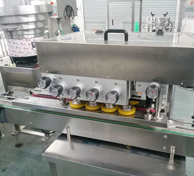 pildymo kamštelių mašinos (4).jpg