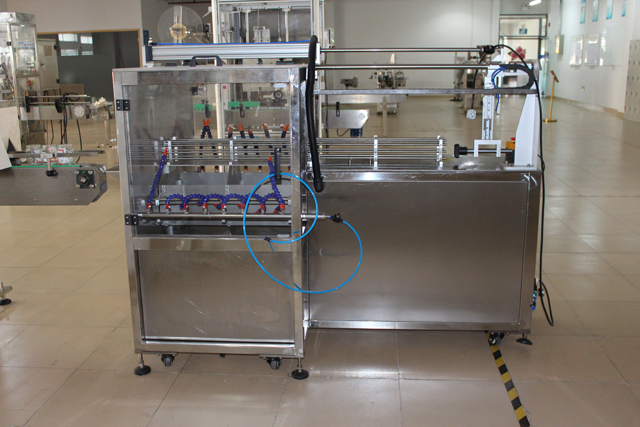 Stiklainių plovimo mašina (1).JPG