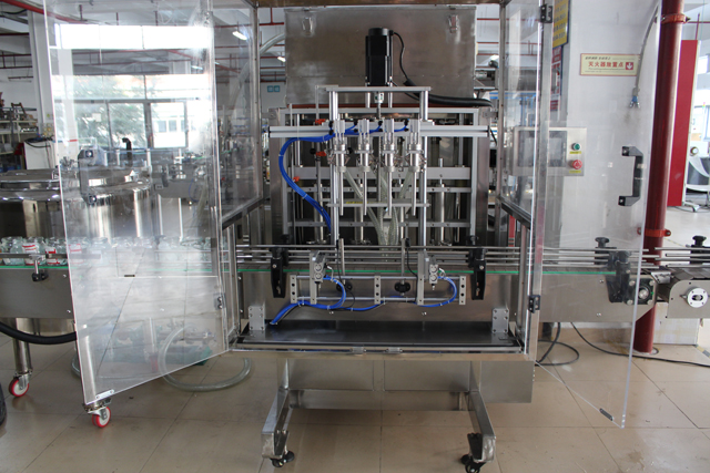 PILDYMO MAŠINA 4 galvutės (3).JPG