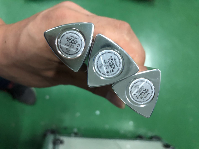 NO3 ženklinimo pavyzdžiai lūpų dažai.jpg