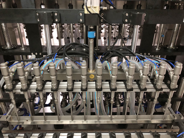 užpildymo purkštukai.JPG