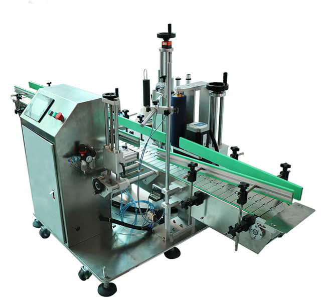 etikečių klijavimo mašina linijinė.jpg