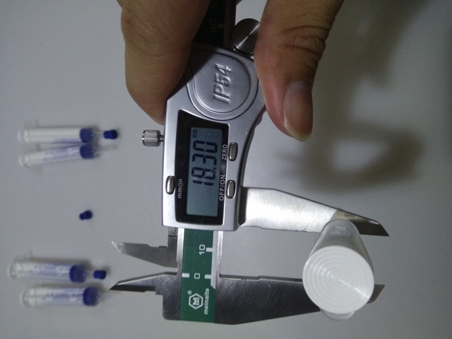 kalibratoriaus švirkštai.jpg