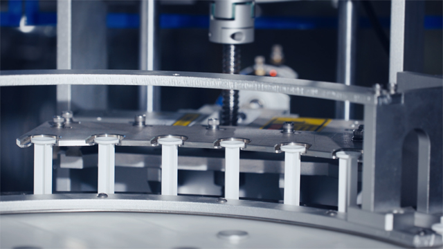 kamščių užpildymas ES klientams.jpg