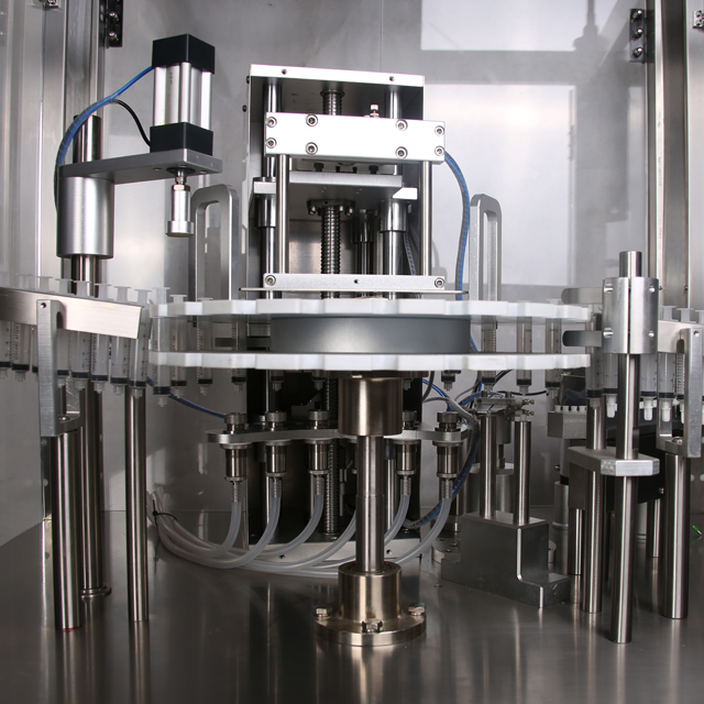 švirkšto užpildymo dangtelis.jpg