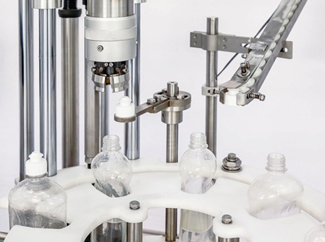 viengubo dangtelio mašinos detalės.jpg