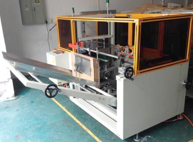 SU apsaugine kamera.jpg