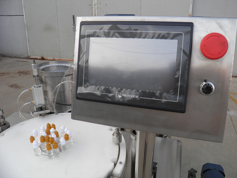 filling plugging capping labeling production line E skystas PLC buteliuko užpildymo dangtelis labeling.jpg