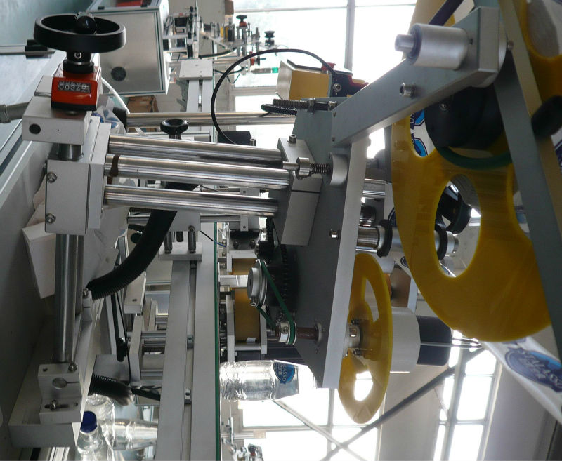 aukštyn žemyn dviejų pusių lipnios etikečių klijavimo mašina