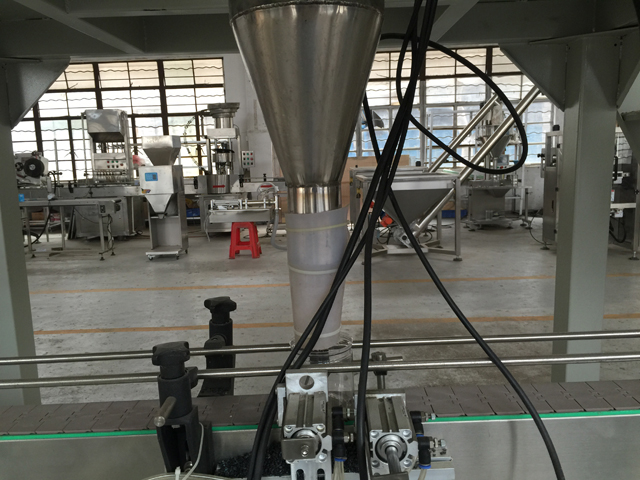 granulių užpildymo purkštukai užpildas.jpg