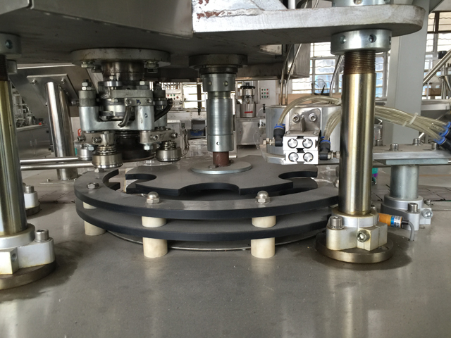 skardinių automatinio sandarinimo dalis.jpg