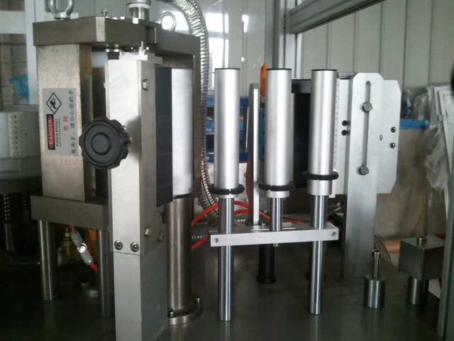 etikečių pristatymo sistema.jpg