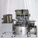 Monobloko plaukų priežiūros aliejus mažų buteliukų užpildymo ir presavimo kamštelių aparatas