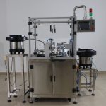 Monobloko mažo lašo butelio vamzdelio užpildymo užkimšimo dangtelis mašina