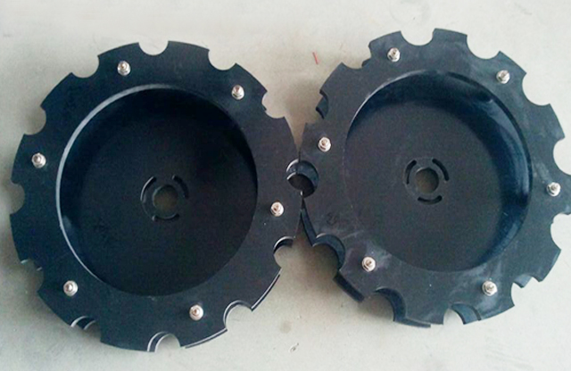 dangteliai uždengimo mašinoms.jpg