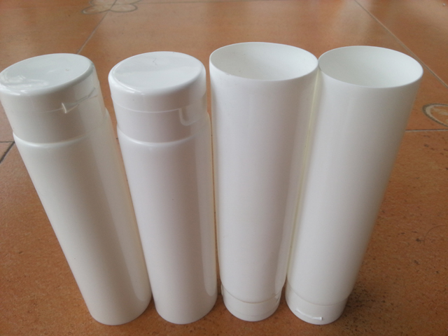 tubes samples sent from indian buyer vamzdeliai von puneet Garg.jpg
