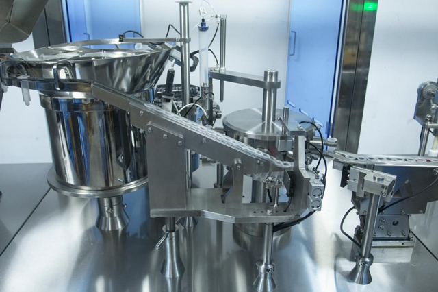 švirkštų pildymo linija (1).jpg