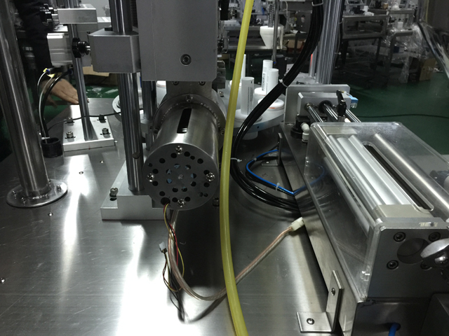 ultrasounic generator ultragarsinis sandarinimo užpildas vamzdeliams pasta.jpg