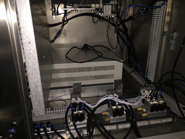 tubes filling sealing machine elektros dėžės sandarinimo įrangos vamzdelių užpildymui.jpg