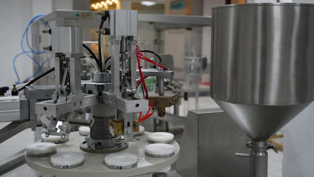 vamzdžių užpildas sandariklis plastikas.jpg