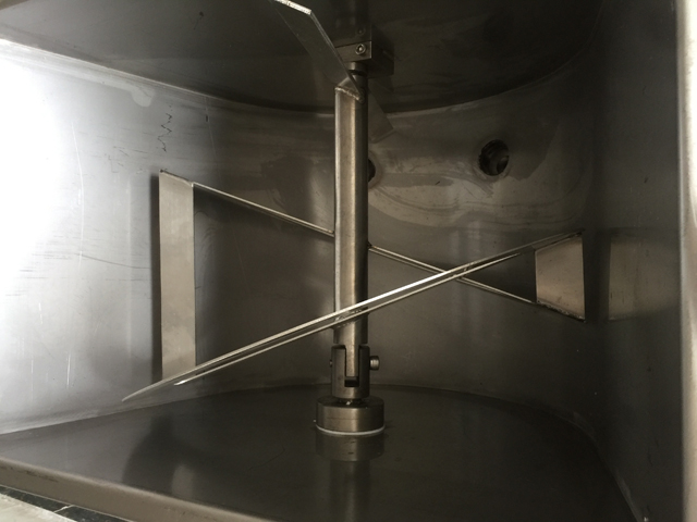 air guage for filling machines connected with air compressor oro matuoklis tiksliam užpildymo tūriui.jpg