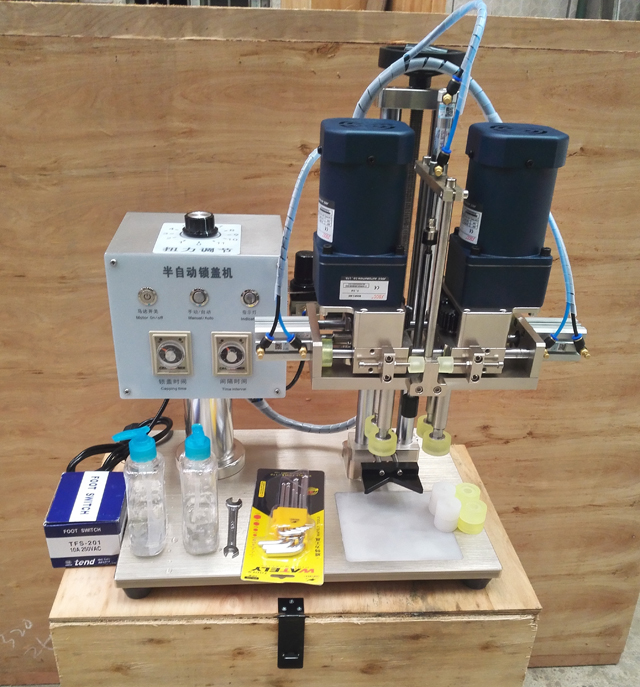 varžtų uždengimo mašina.jpg