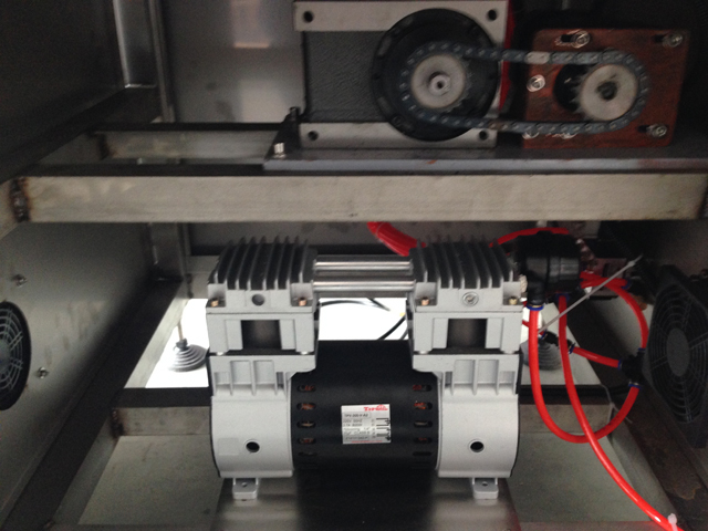 vacuum pump part from vacuum capping machine vakuuminio siurblio bakas.jpg